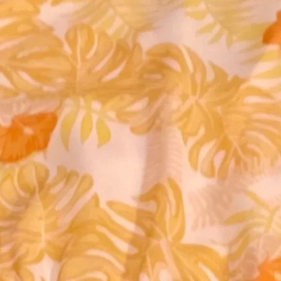 NWOT Lucy Paris Short Sleeve Vacation Top - Picture 3 of 3